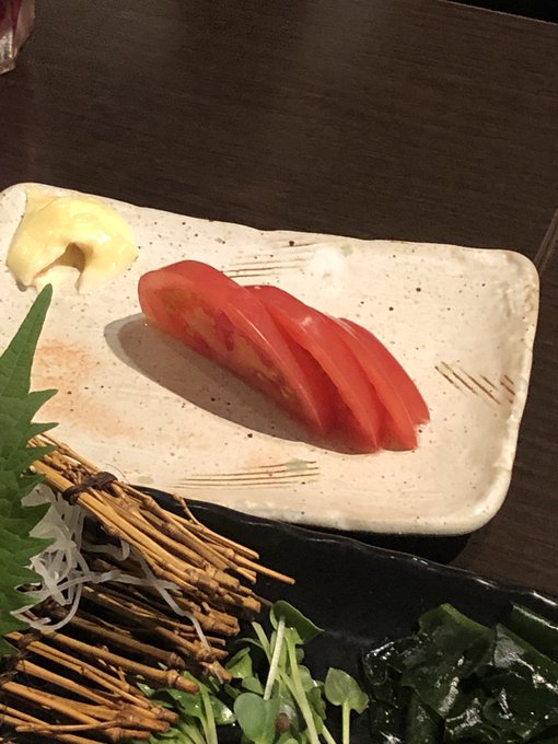 NATORI烏賊さんと飲んでいた流れから、声優さん達とも合流という、本当に偶発的に発生した飲み会でありました。「イジラレ」は運のいい作品ですね。

そして、ビール2杯で簡単に酔い潰れるwaon氏であった。 