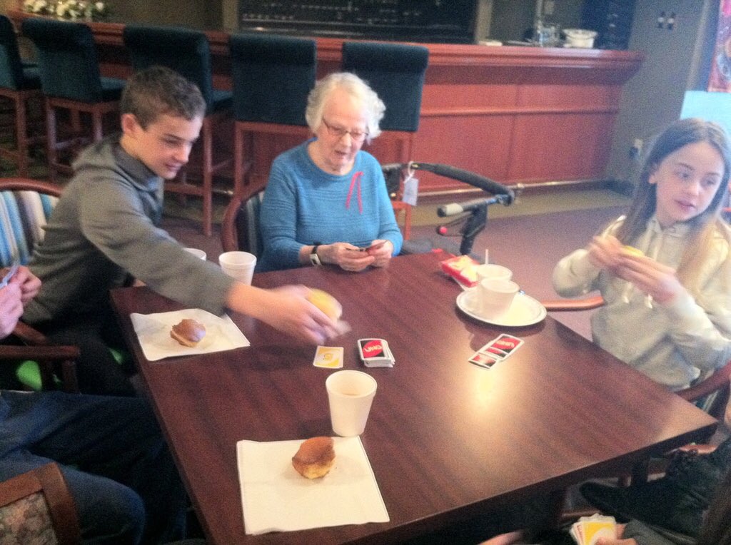 ES_Skyhawks's tweet image. Some pictures of the visit by grade 7 immersion students to Melville Heights. #ESSInTheCommunity #ESSPride