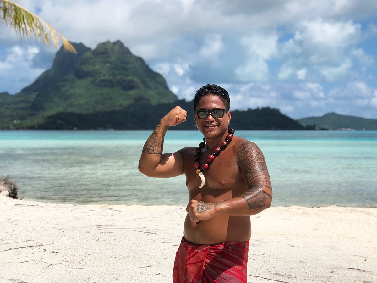 PaulGauguin's tweet photo. We're ready to dance on the beach, sip a cold Hinano, and celebrate the weekend Polynesian style. #polynesianstyle https://t.co/UHwQk8ftPJ