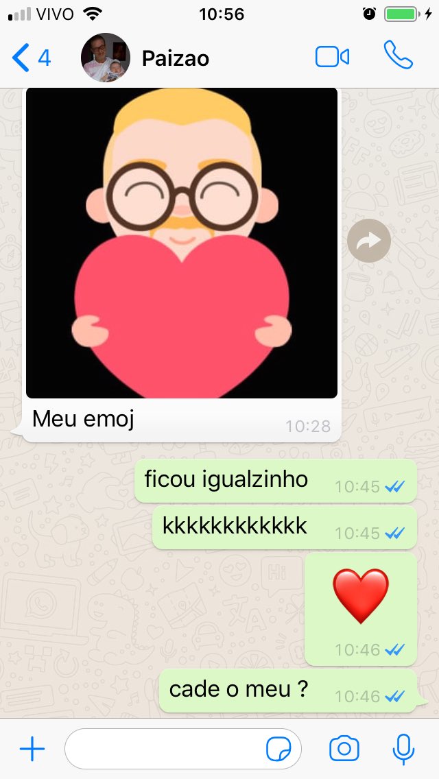 Bastos02's tweet photo. Gente .. e meu pai que fez um emoji dele e agora só responde com os emojis..
Hahahhahahahjaha 
ele ainda decifrou o segundo emoji, dizendo “esse quer dizer sim” https://t.co/ntnDfvHYZu