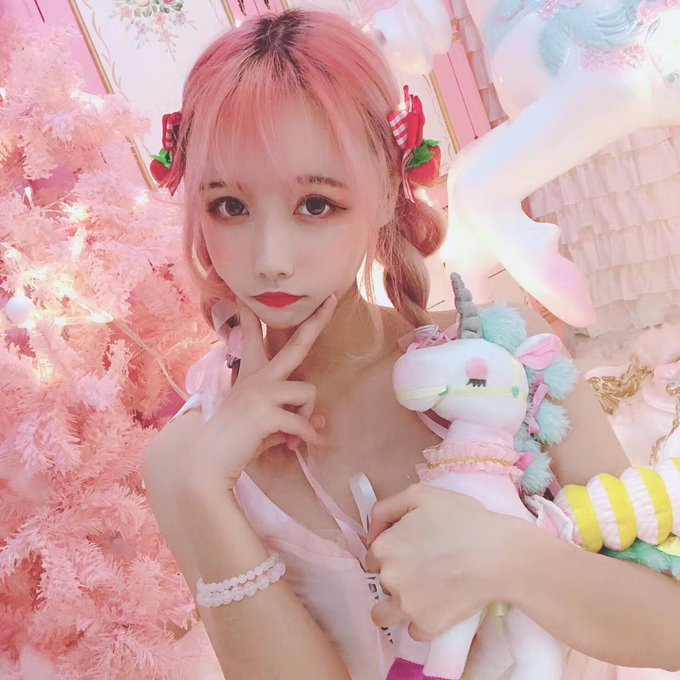 コスプレイヤーMomoko葵葵のTwitter画像38