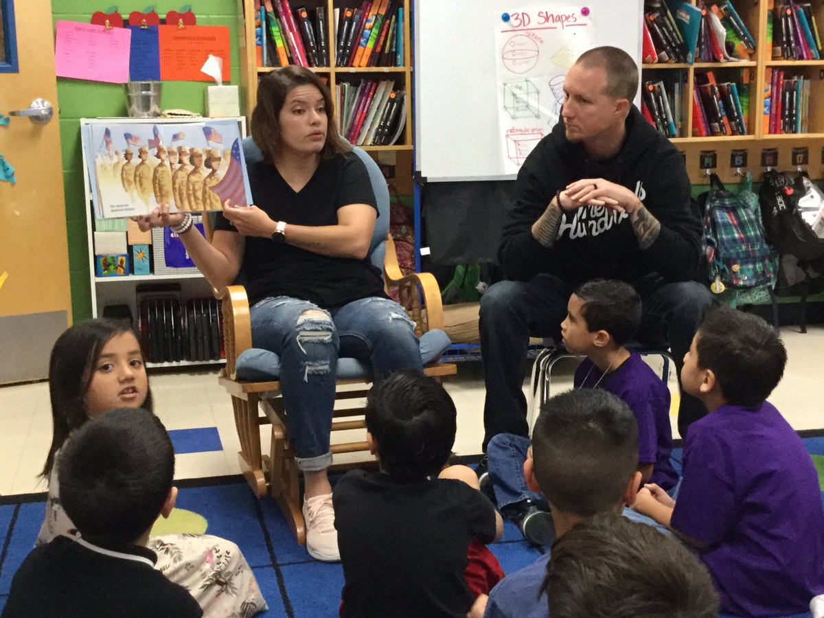 Cass1519's tweet photo. #purpleup #hoffmannstrong #thisishoffmann @NISDHoffmann Hero moms and Hero dads have Hero Kids! Honoring the military child in April with special guest readers! https://t.co/YxFSrhrkYH