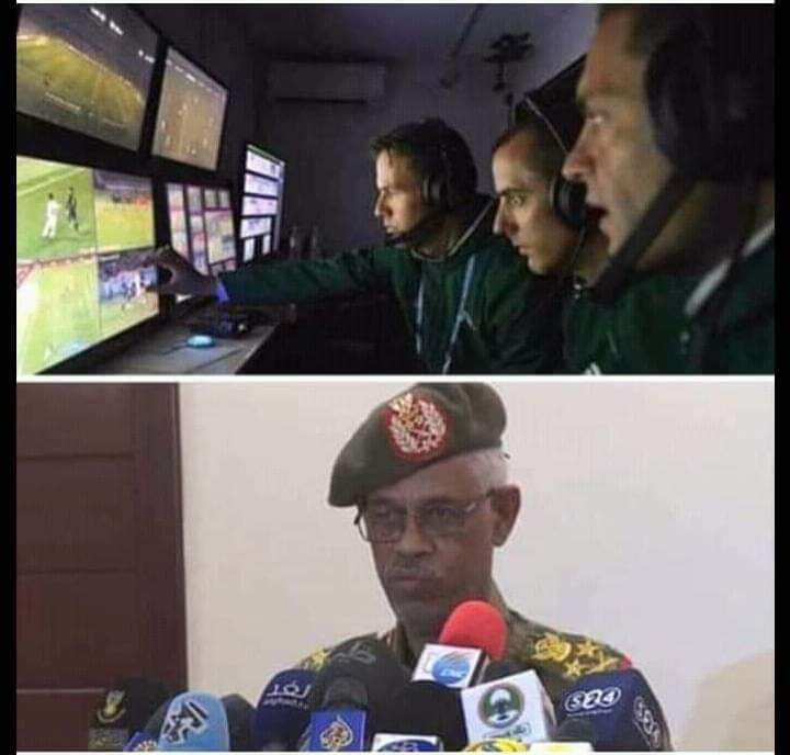 abdohassan82's tweet photo. اليكم خفة وظرافة هذا الشعب المثابر في اعز الاحن والمحن ولا يعرف الاستسلام  .....
بعد الرجــوع الى تقنيـــه الفــار 
اتــضحح ان بيــــان بن عــوف طلــع تسلل
فقرر تجمع المهنـــين الغاء الهــدف🚫🔕✋
والرجــوع الى الاعتصـــام💔💪✌💣 https://t.co/mADUBVv2vO