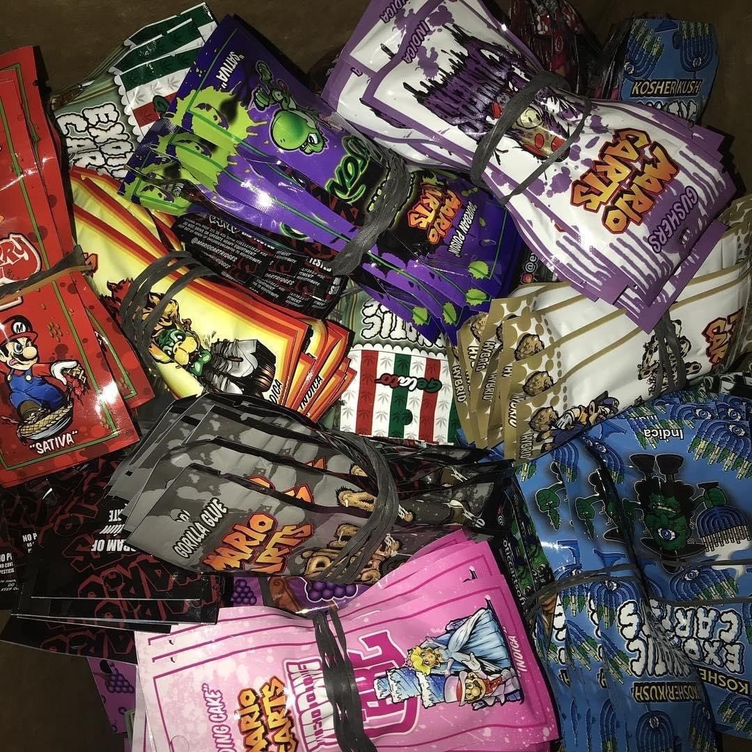 JamesCanna's tweet photo. All flavors available  #WEEDSTOCKS #WeedLover #cbdoil #CBDonline #exoticcarts 
#supremecart #weed #edibles #marijuana #stoner #dank
 #cannabiscommunity #medicalmarijuana #thccartridge
 #cannabisstocks #CannabisNews https://t.co/X2XNl9tqpZ