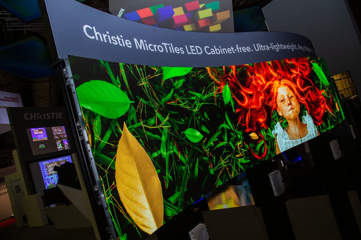 ChristieDigital's tweet photo. Wondering what we have in store for #InfoComm19? Get your exhibition pass for FREE when you register with Christie VIP code CHR769 and be the first to experience our exciting new lineup of products. More info>> https://t.co/Q2hnUXH2E4 #AVtweeps #proAV #projectionmapping #tech https://t.co/MRi9UyB06S