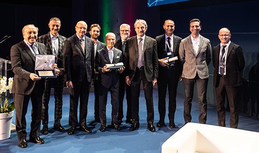 Premio AIB per l’#eccellenza delle PMI: sono aperte le candidature nei settori “#Ambiente e Società, People Management, #Crescita dimensionale, #Innovazione e #Internazionalizzazione”.  Info >> bit.ly/2UTK6fi