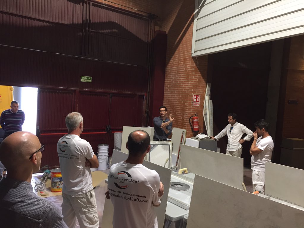 Un breve resumen de lo que es un taller de Sate en Málaga... Equipazo Sika!!! 💪 <a href="/SikaSpain/">Sika España</a> <a href="/sergonsan1/">Sergio González</a> #sika