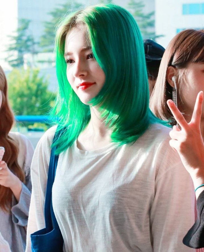 GG_MMAL_MMM's tweet photo. Happy Nancy Day แนนซี่โตขึ้นอีกปีแล้วนะ อยากให้แนนซี่มาไทยนะ แล้วก็มีโมเม้นกับพี่ยอนเยอะๆนะหนูแนนของพี่ยอน #MOMOLAND #HAPPY_NANCY_DAY  #HappyNancyDay  #NANCY #낸시 https://t.co/F3BmCsWHsv