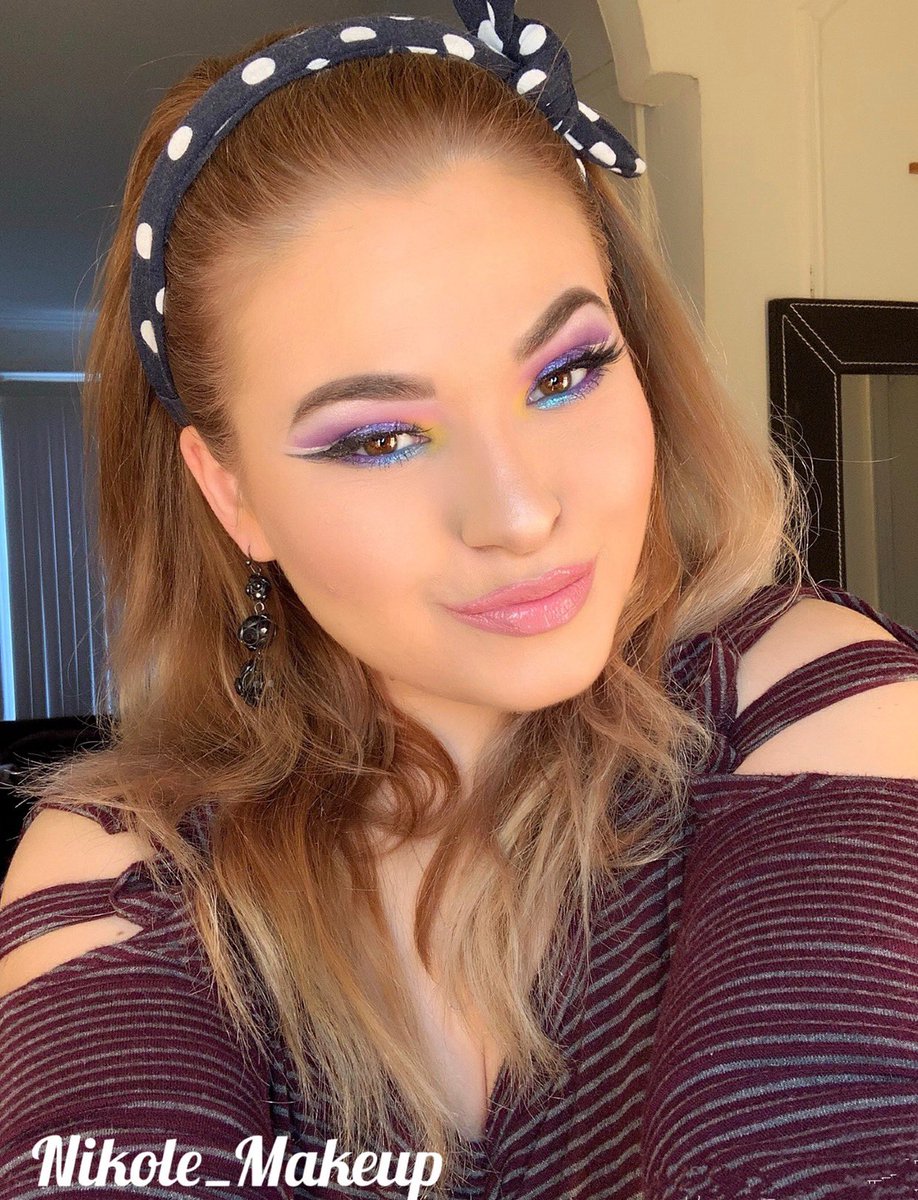NikoleMakeup's tweet photo. “When you start to do the things that you truly love, it wouldn’t matter whether it is Monday or Friday; you would be so excited to wake up each morning to work on your passions.“ 😘😘😘 @MorpheBrushes @lagirlusa @bhcosmetics @hudabeauty @NyxCosmetics @Sephora @fentybeauty https://t.co/yD79scv2YT