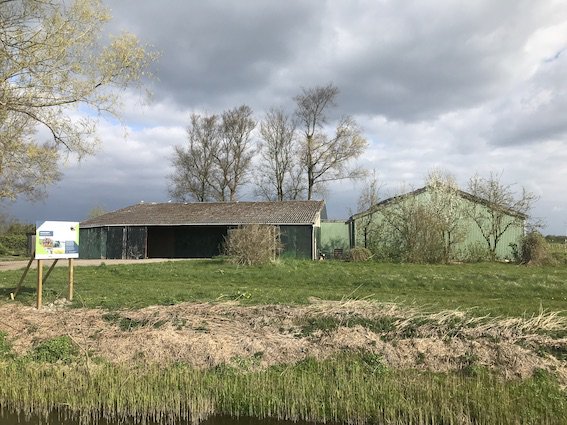 It was a busy week for Grass2Grit. Our project manager was preparing for his talk for <a href="/TEDxAmstelveen/">TEDxAmstelveen</a>, the team had a meeting about dissemination (and brought a tank of grass juice) and with the photographer we visited the pilot location for the 'before' pictures.