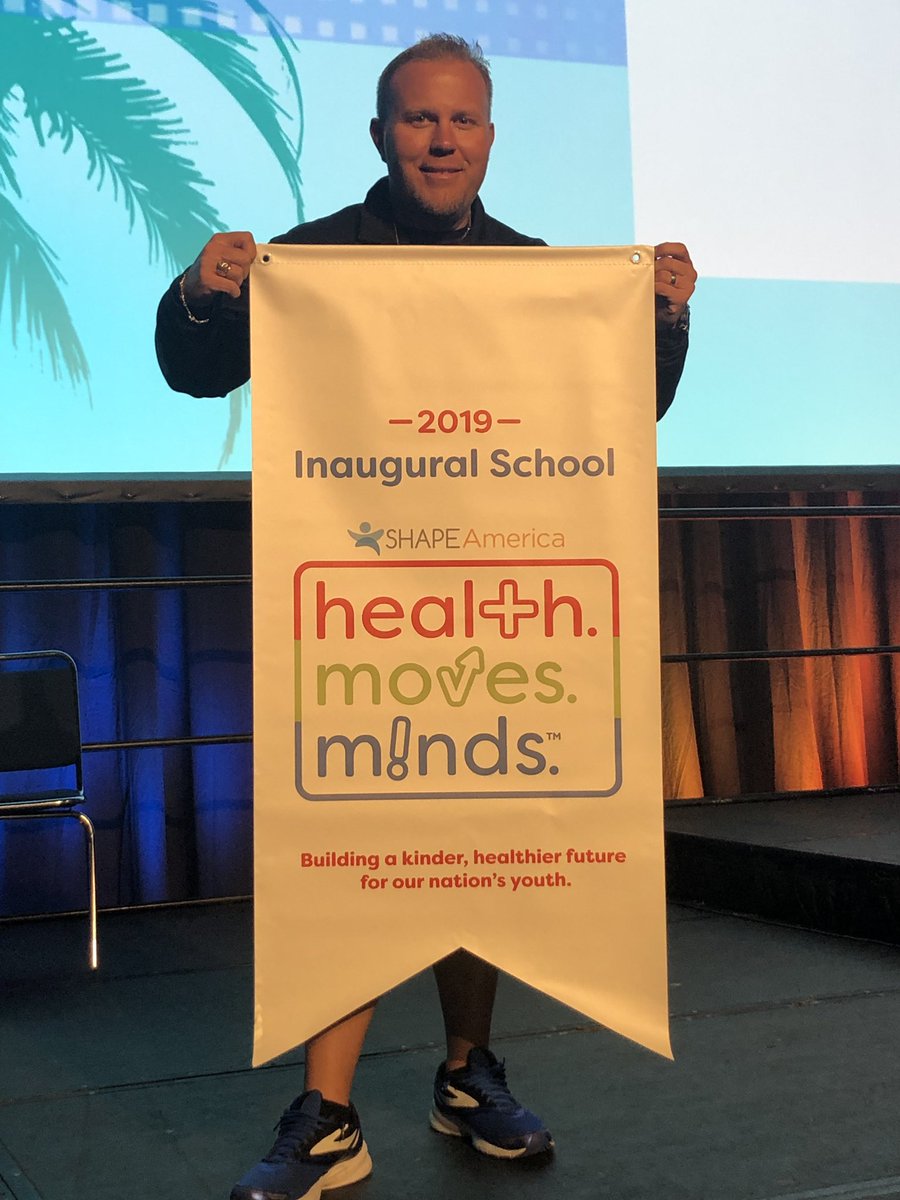 Rachel Naylor tweet media