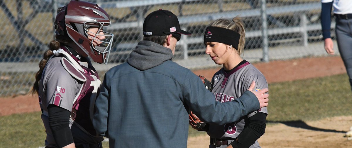 FPUathletics's tweet photo. From our feature desk: @FPUSoftball_ head coach Andy Klaus has dived headlong into his first season as a collegiate head coach and believes the sky is the limit for the team moving forward. #RavenNation #LetsFly

STORY: https://t.co/QD625ECzXl https://t.co/8FpdpN2BBE