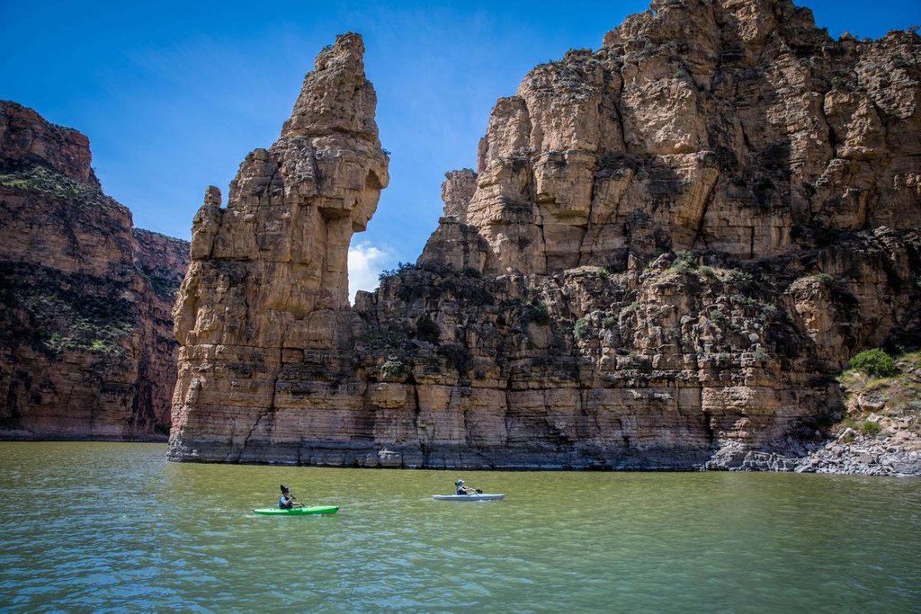 Make your escape to Southeast Montana where landscapes are stunning and there's plenty to see: ow.ly/xmZj30o9PTd #OuThereMT