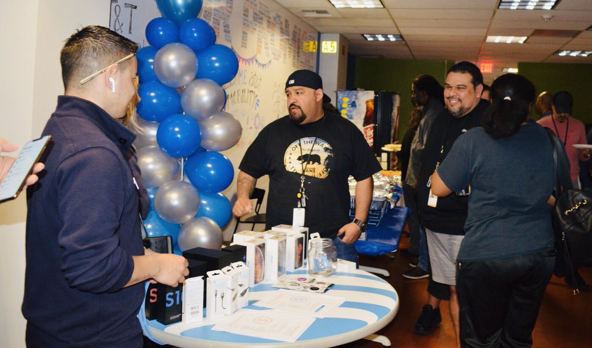 NOHO_NCSC's tweet photo. #ATTBestandFastestNetwork celebration. #Proud2bYoung https://t.co/wVEaur26lw