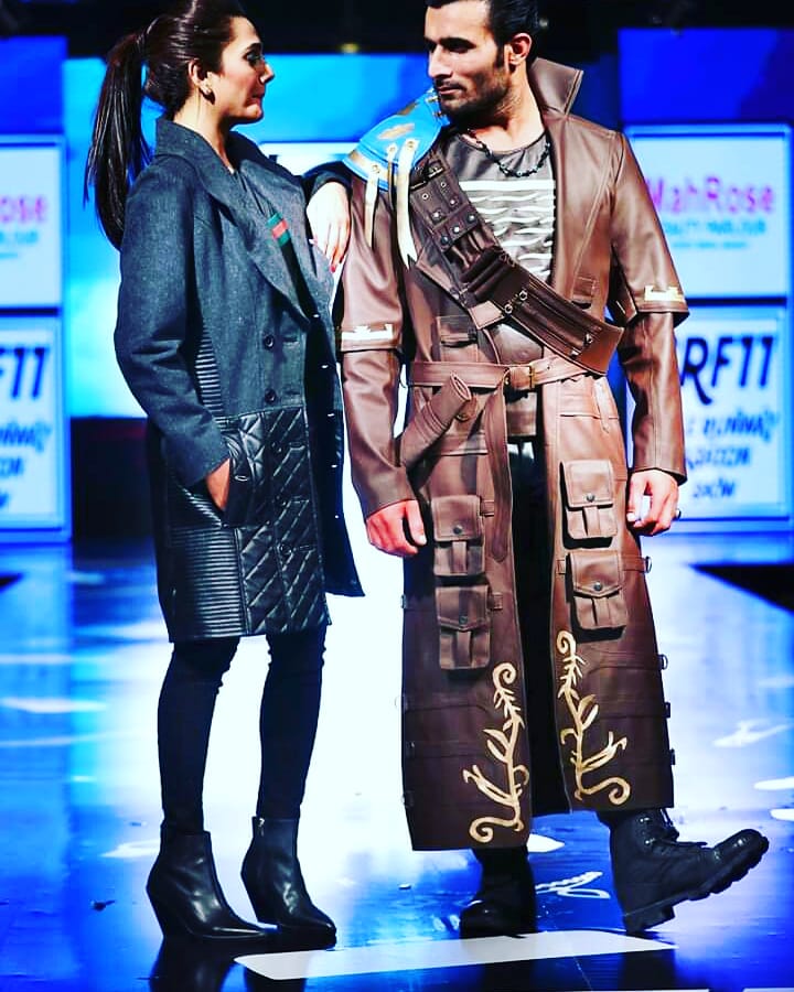 Fuzaan_Khan's tweet photo. #SRF11
Style Runway Fashion Show 11th Edition 2019
Organized by: Zia Zafar
Designer:Hassan Syed
Walking On The #Runway With Gorgeous Actress #SuzzainFatima
#Backtoback #Modellife #Fashionstyle #Runway #SRF11 #Fashionmodel #Fuzaankhan #Pakistanfashionindustry https://t.co/vhIv1Rccfa