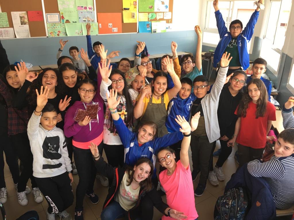 stgervasi's tweet photo. 6è acabem el 2n trimestre amb festaaaa #ganesdevacances #gaudimtotsjunts #stgervasi https://t.co/v6to5FEtST
