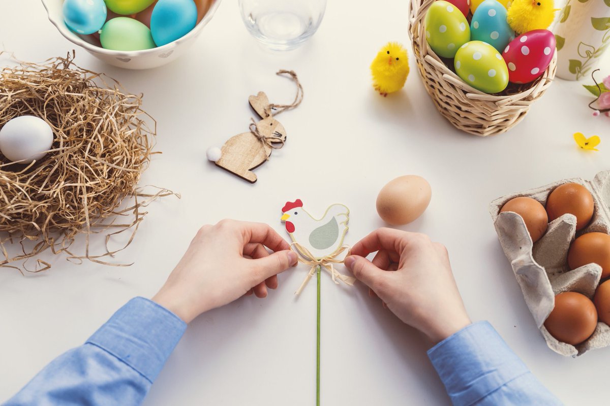 Are you ready for the Easter break? Check out my tips for surviving the school holidays as well as a free download of 30 Fun Easter Activities printable.

blossomandcave.com/how-to-survive…

#easter #spring #handmade #easterbunny #bunny #love #easterdecor #chocolate #eastereggs #ostern #egg