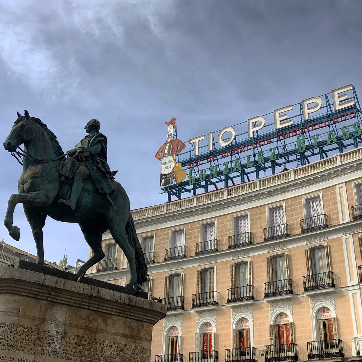 buzziler's tweet photo. #tiopepe also know as #unclejoe in #spanish is a brand of #sherry best known for its #fino style of #drysherry made from the #palominogrape - A #musttry on any #foodadventures in #madrid #spain πͺπΈ
.
#madridfoodtour #madridtapastour #tapasmadrid #buzziler #buzzilerexperiences https://t.co/rCm1LpMh9Q