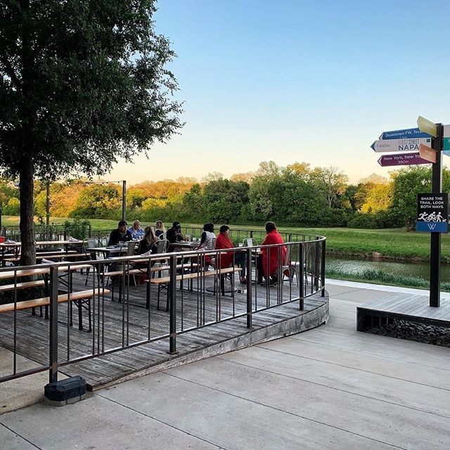 Patio at <a href="/hgsplyco/">LivingHG</a> is a great place for a #craftbeer. Their selection is limited but patio makes up for it.