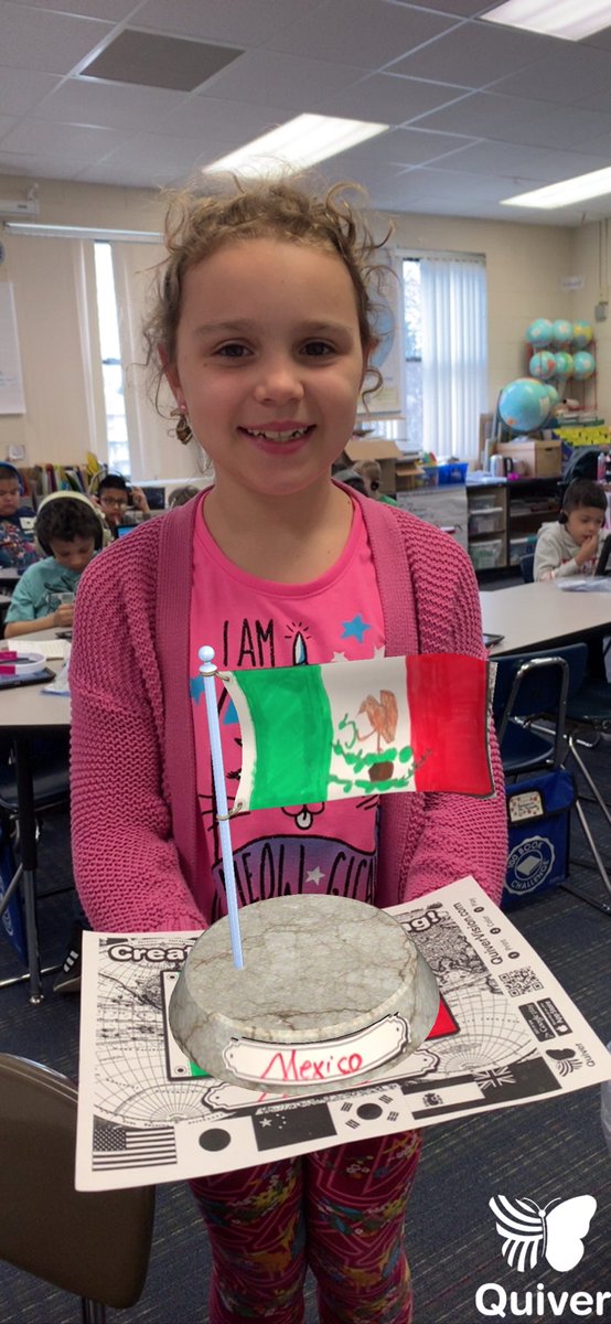 monicavazquezED's tweet photo. Β‘Viva Mexico! @CCSD93 #RDBulldogs @quivervision #worldcommunities https://t.co/FxjEdkYW9y