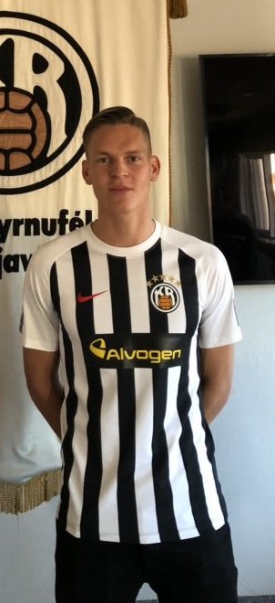 15 dagar þar til KR hefur leik á Íslandsmótinu

Leikmaður #15 í KR-liðinu heitir Ægir Jarl Jónasson (<a href="/aegirjonasson/">Ægir Jarl</a>). Ægir kom í KR í haust frá Fjölni, er 21 árs og hefur spilað 52 leiki í efstu deild. Þá heufr Ægir spilað fyrir bæði U17 og U21 landslið Íslands. #allirsemeinn