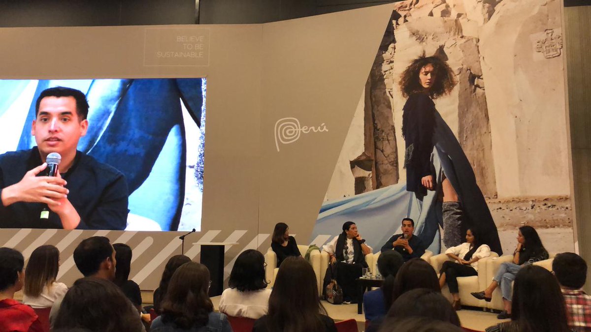 Natura_Peru's tweet photo. “Cada uno desde su posición puede hacer algo. Todos tenemos una voz que debemos hacer escuchar. No podemos ser marcas calladas. Los invitamos a ser marcas activistas, luchadoras y fuertes”, concluye @renzoibanezh 
#PeruModa2019 https://t.co/MkpM7QWYcL