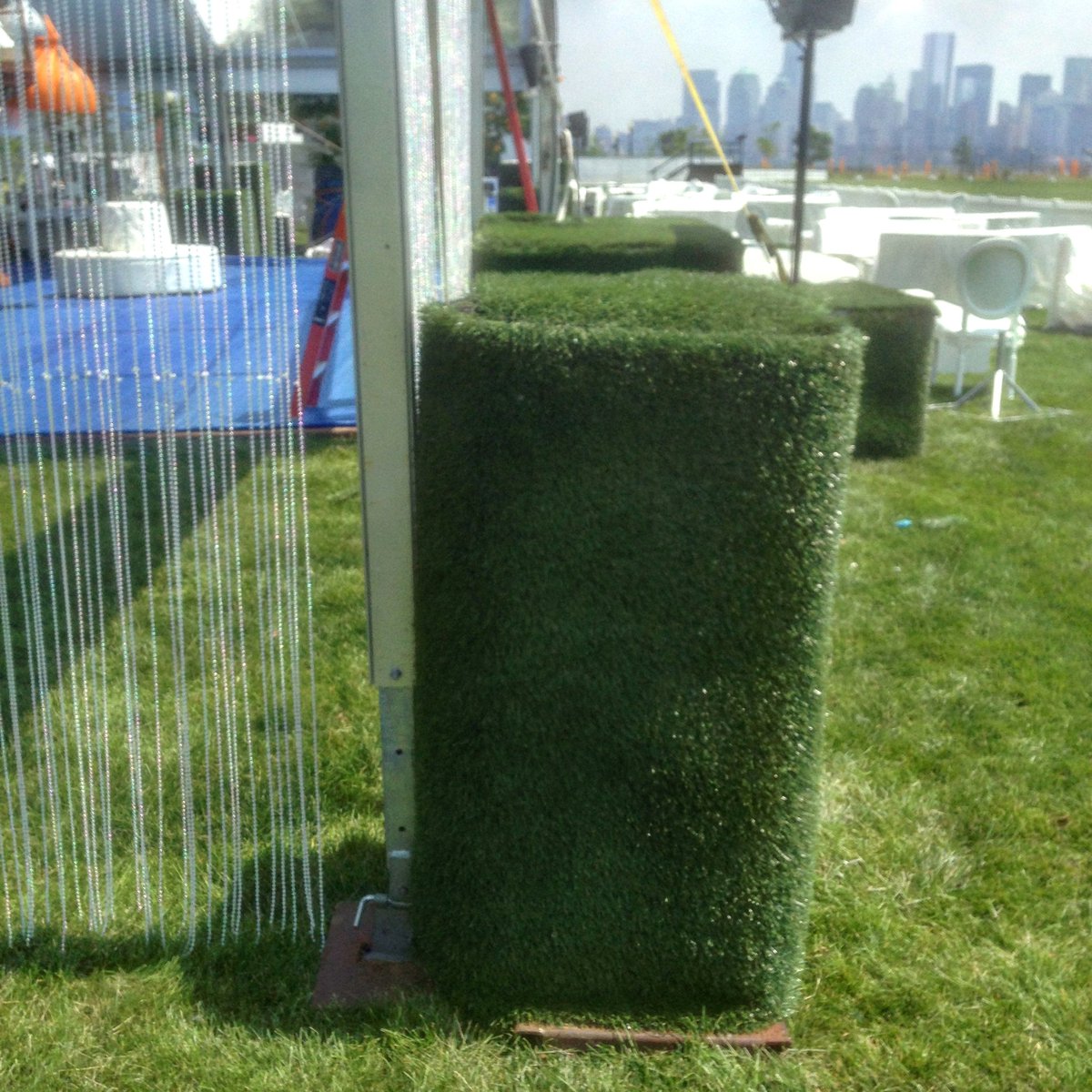 block_roll's tweet photo. Tent Ballast? What Tent Ballast? 🌱 🎪
.
.
Block Beautifully with Block & Roll: https://t.co/t17O0JquQS
#tents #structure #eventprofs #tentrentals #rentals #events #concrete #blocks #cement #ballast #anchorsystem
#blockbeautiful #eventsafety #safetyfirst #tgif https://t.co/AO7ntu0KXf