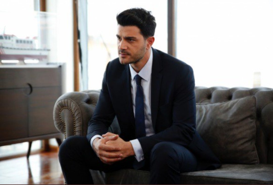 morbirerik's tweet photo. Niçin bu kadar yakışıklısınız niçin niçin?
#BurakSevinç https://t.co/DRlXPFtCcZ