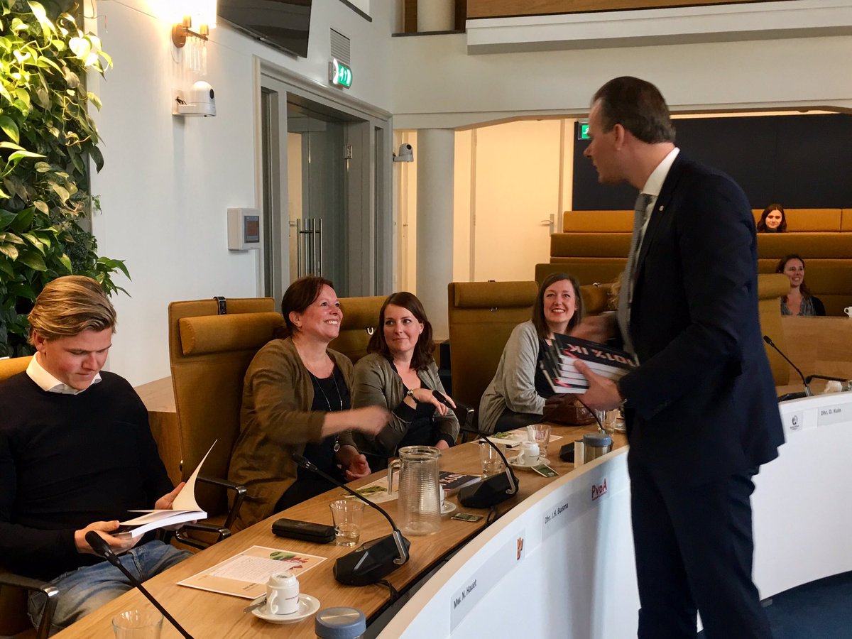 Vandaag was het slotevent: Zaai Aalsmeer: waarbij startende bedrijven masterclasses volgen om steviger in het ondernemerszadel te komen. Alle deelnemers heel veel succes met jullie gestarte bedrijven! <a href="/OndernemendAals/">Ondernemend Aalsmeer</a> @RobertKvanRijn @RaboSchiphol