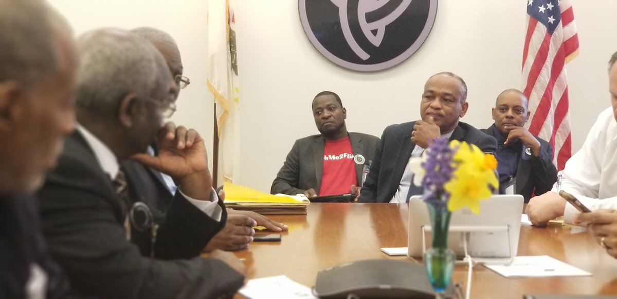 milhouseinc's tweet photo. Milhouse's Will Whitaker participated in the IL Black Chamber of Commerce meeting with IDOT Sec. of Transportation Omer Osman, to discuss solutions to the challenges of contract participation numbers for African American firms. #milhouseatwork #idot @IllinoisBCC @IDOT_Illinois https://t.co/EO2ndiLAfn