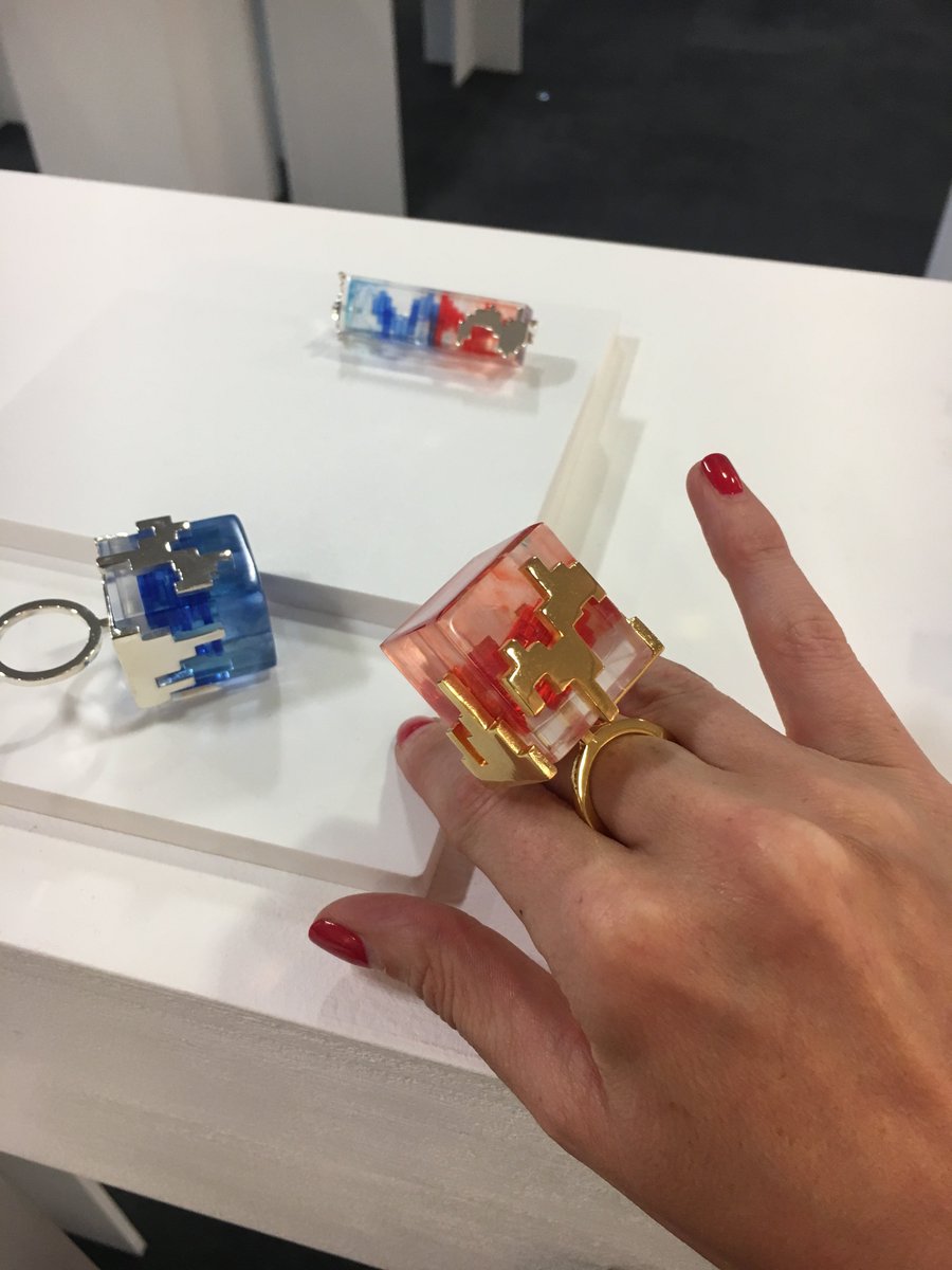 TB to <a href="/NewDesigners/">New Designers</a>. Never had a chance to meet #jewellery designer Xinying Yu but her colourful pieces screamed to be seen &amp; worn. This is how the future looks - a bold kaleidoscope of geometry!