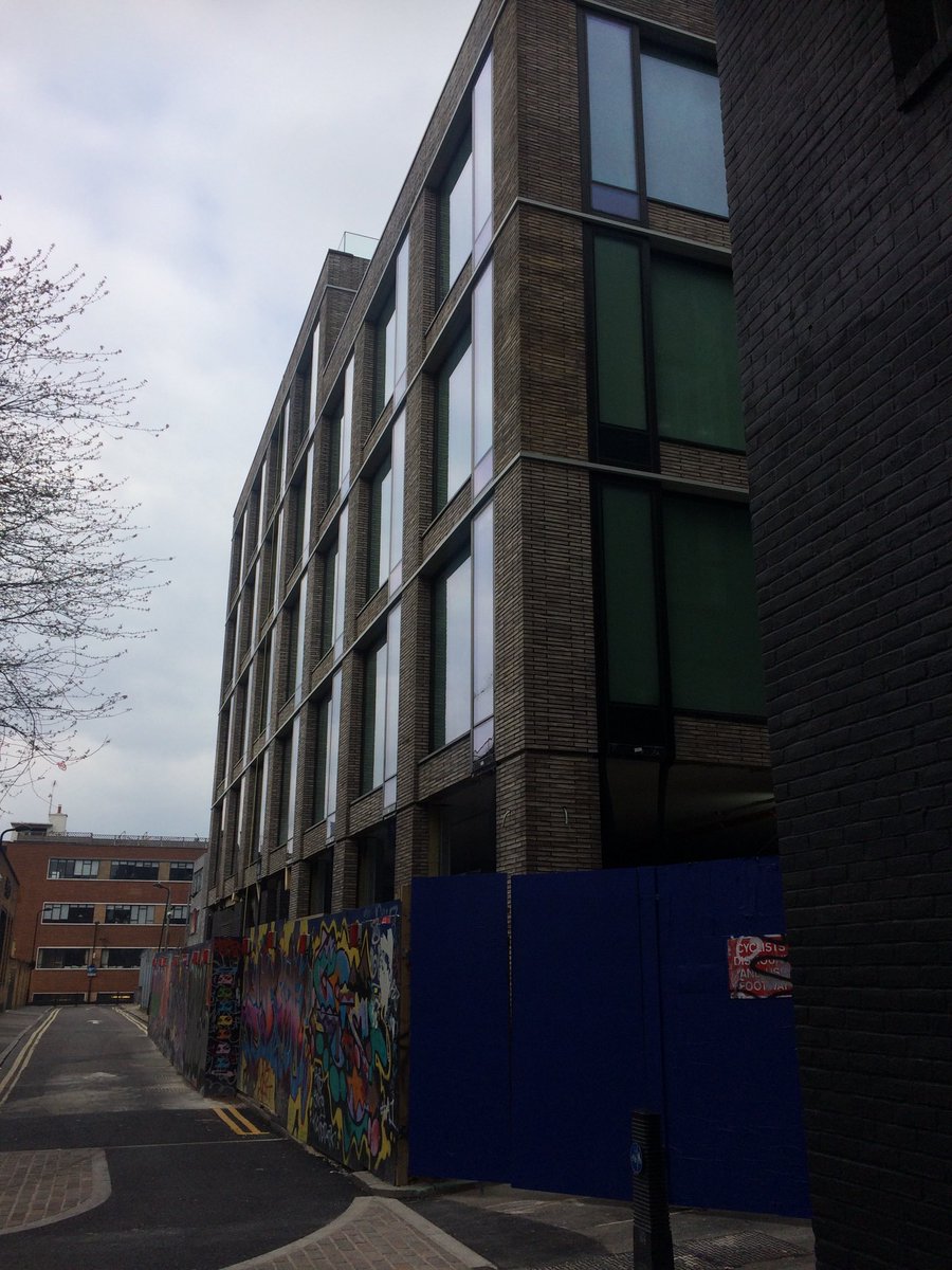 MontwayL's tweet photo. Our Shoreditch high Street project is closing in. Looks at home on the high street https://t.co/HCvyY4BqDs
