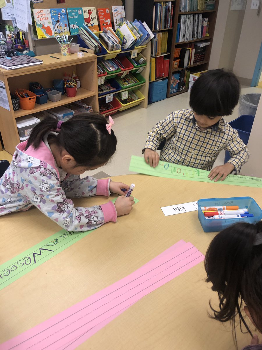 We have been busy with state testing but took a break to work on our sight word sentences with spring vocabulary! 🌸Way to go K kiddos! 
🤗☀️🖍
#esl #ell #enl #literacy #teach #allin #albanycityschools #RefugeesWelcome #spring #education #elementary #smiles