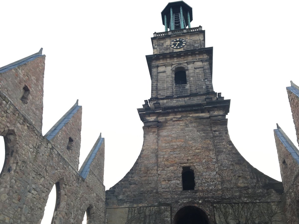 I haven’t taken like, any pictures while in Germany, but I here’s a photo of the Aegidienkirche I took on a walk yesterday!