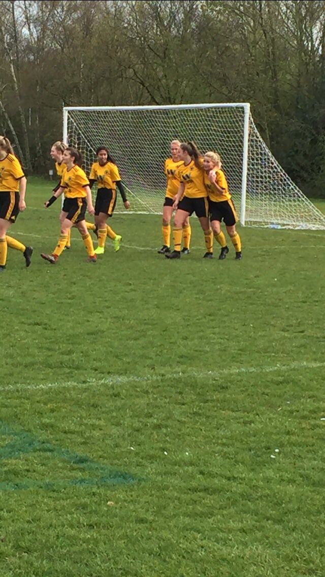 beeniebottie's tweet photo. @WolvesWomen @DarloTown1874FC @SCWLFC_Official @FAWNL @BirminghamFA @Wolves @QTechServices @wwfcfoundation @WWLSC Great come back 3-0 down. 3-2 at halftime. 5-2 to wolves dev. In to the final . Happy days. https://t.co/wyyR6z3vJ9