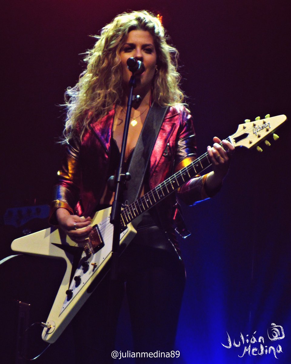 julianmedina89's tweet photo. ¡Fotos de @miriamrmusic_ en #Madrid! ¡Una leona dándolo todo en un circo abarrotado! 🎤🦁❤️
ÁLBUM COMPLETO: https://t.co/DqayD3nT8L
Y también en mi #Instagram: https://t.co/dZWe4Y30Ay
#Web: https://t.co/gYbijqicrT
#MiriamRodríguez #TourContigo #TourContigoPrice #Madrid https://t.co/nblpEHK9rs