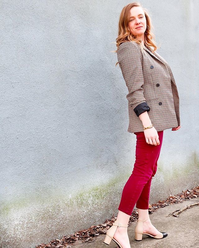 dressesdaylight's tweet photo. End of the weekend so I’m hitting you workwear! I’ll be walking into work Monday like... 🤤
.
.
.
#aboutalook #ootdwatch #styleinfluencer #outfitinspo #ootdfashion #wearitloveit #ootd #ootdshare #outfitoftheday #outfit #outfitpost #realoutfit #instao… https://t.co/UIKDltVB2J https://t.co/zM1RYhT88c