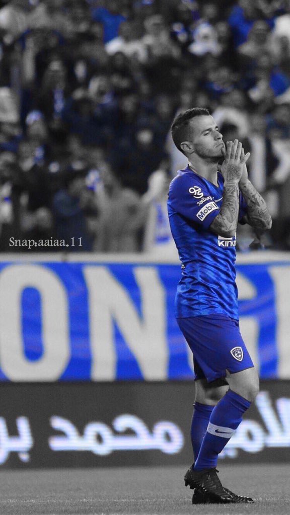 QENA095's tweet photo. أنا بيني وبين الحياة حُب الهلال💙   #جمهورك_معاك_ياهلال https://t.co/qusYgSWSFa