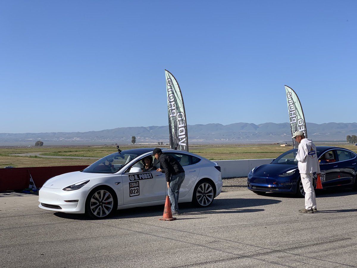 Sofiaan's tweet image. #ButtonWillowRaceway with @RandyPobst. Enjoying #TrackMode! @tesla @elonmusk