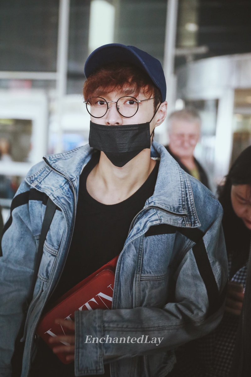 EnchantedLay's tweet image. #lay #layzhang JFK🛬️