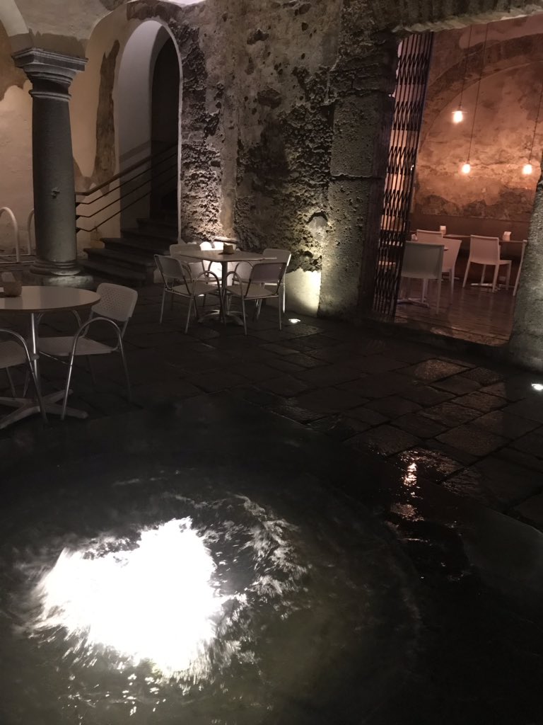 castrezanaj's tweet photo. @restaurantepue 👍👍👏🏼👏🏼Profética https://t.co/iNMzqFJv6W