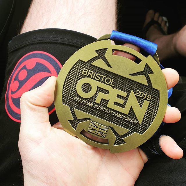 FrancisBoulle's tweet photo. Took bronze in my first Brazilian Jiu Jitsu tournament today in the adult middle weight white belt division at the Bristol Open. 🤙🥉 #bjj #bristolopen #jiujitsu #competitor https://t.co/hUpHObcDfQ https://t.co/AL8MXVXaJ5
