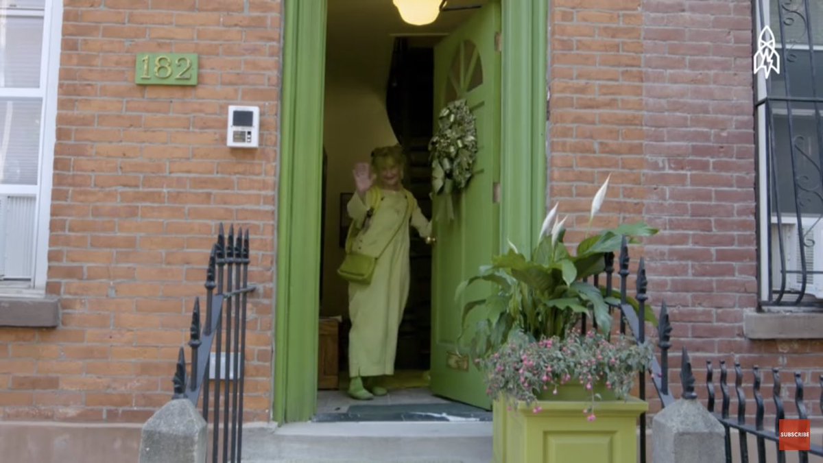 imsftrn's tweet image. Я: о,давно не слушала the green gentleman, вспомню как она звучит 
Я,после этого слушая её месяц на репите: