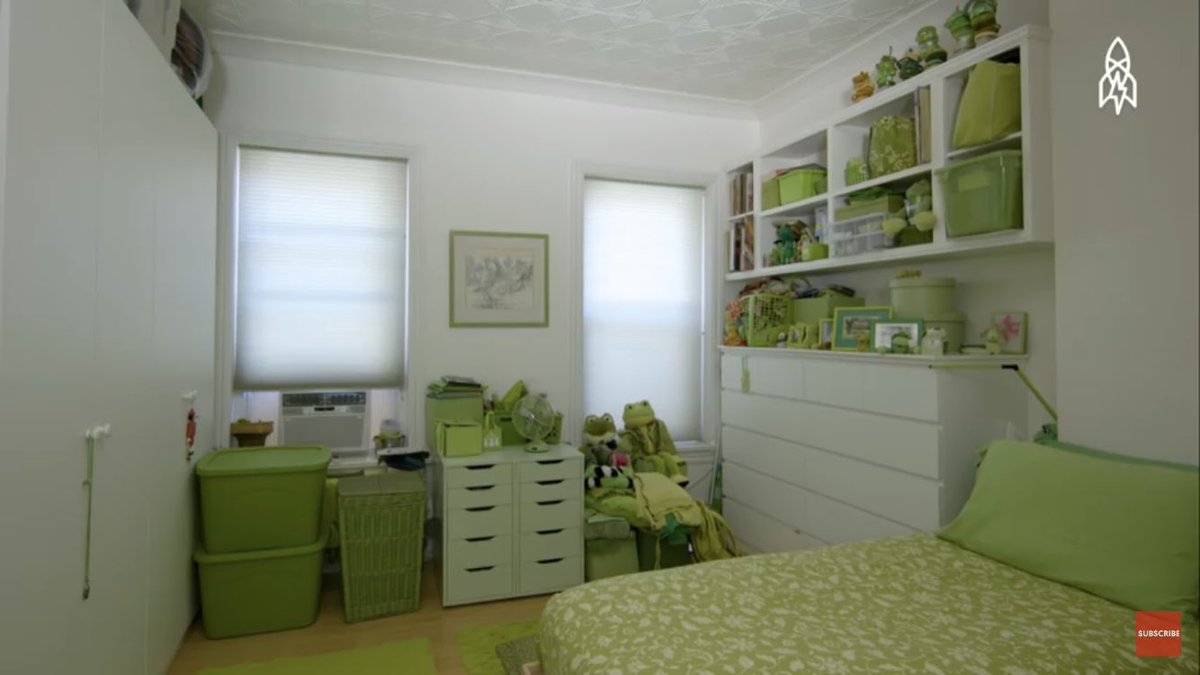 imsftrn's tweet image. Я: о,давно не слушала the green gentleman, вспомню как она звучит 
Я,после этого слушая её месяц на репите: