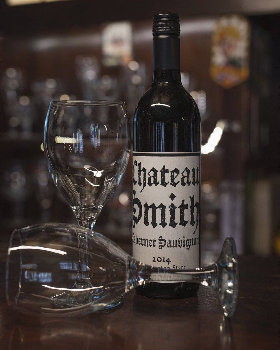 Pivni's tweet photo. One of our by the bottle reds, Chateau Smith. It's an aramatic, classic and refined 2014 Cabernet Sauvingnon from Washington State. Fruity with notes of graphite and cassis. The perfect sharer for a calm, sunny Sunday evening. #pivni #withinthewalls #whynotwine https://t.co/kehfSqHg2f