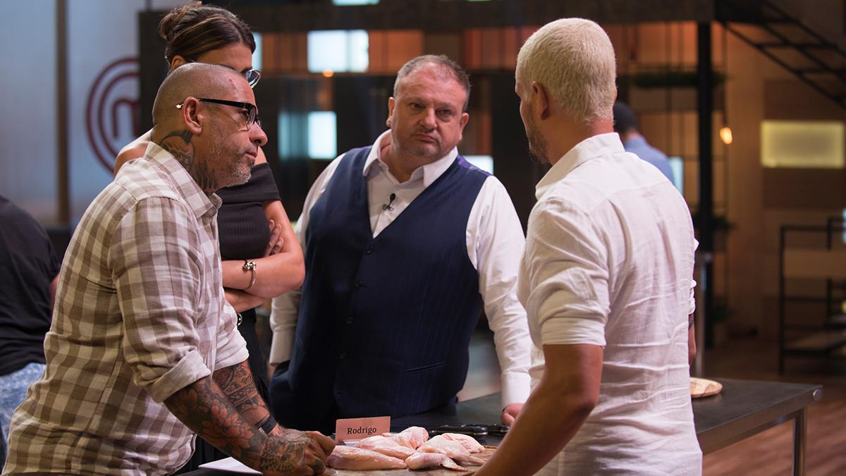 Quem vai ficar com os últimos aventais do <a href="/masterchefbr/">MasterChef Brasil</a>?

Confira agora, na Band. #MasterChefBR