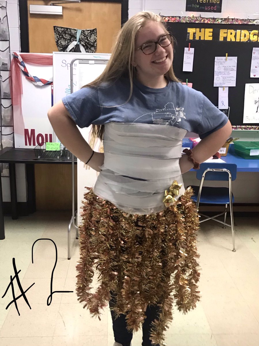 mphs_hosa's tweet photo. Who designed the best prom dress? https://t.co/LHCyzgHITq