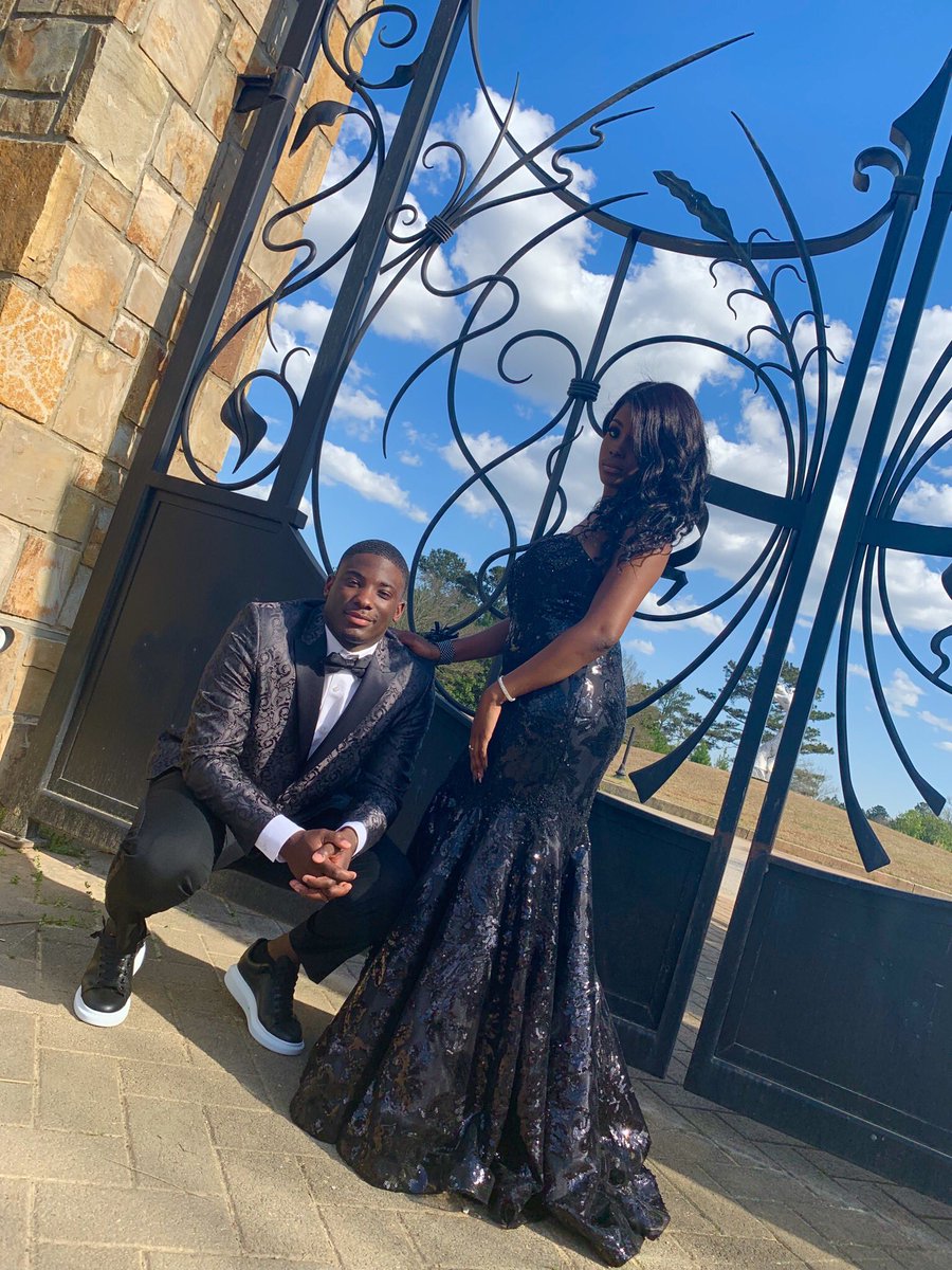 Go2Guyjosh's tweet photo. Hollywood Hills⚠️ #2k19prom https://t.co/FJ5DwRRBGV