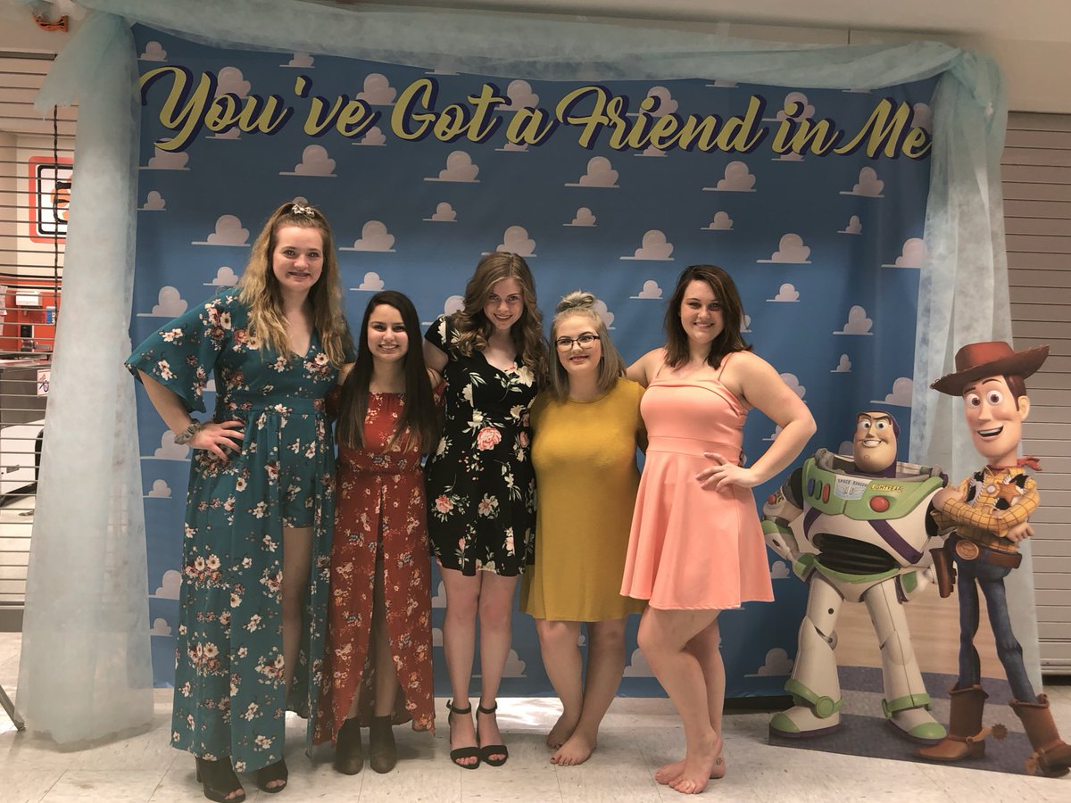 New Friends Prom 2019💗