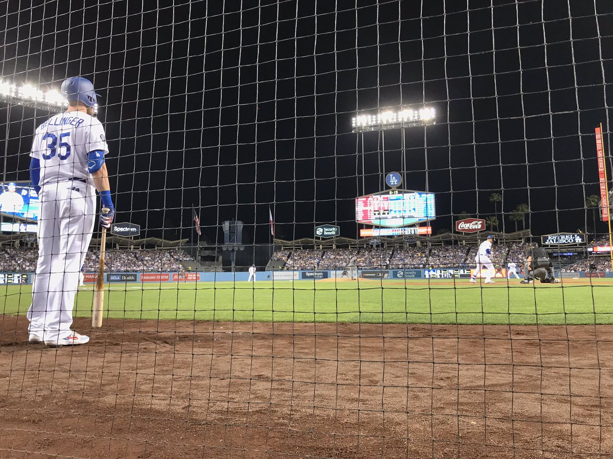 ROXSystem's tweet photo. Have a night @Cody_Bellinger ! That was fun @shupperbill ! Thank you. Hitting a baseball is not an easy thing to do. Respect. New day, new grind. Let’s go! 💪🏼☄️⚾️ #HittersHit #CB35 @Dodgers https://t.co/P4tn5LnEKs
